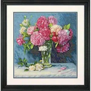 dimensions cross stitch 35295 Mary's Bouquet